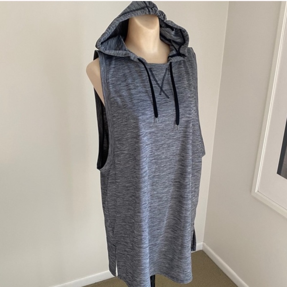 UnderArmor hoodie